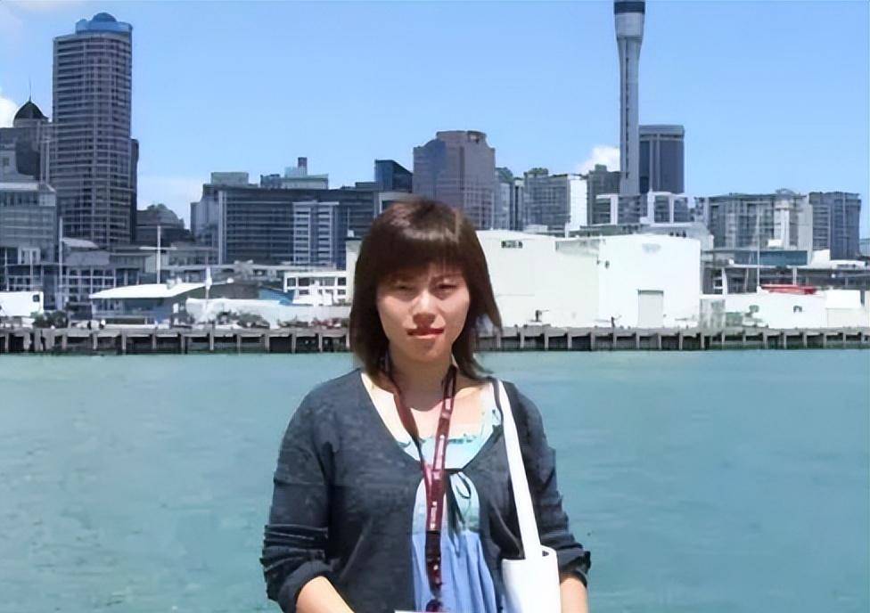 27岁女学生嫁国外56岁"太极大师",婚后遭杀害,薛乃印杀妻弃女案_刘安