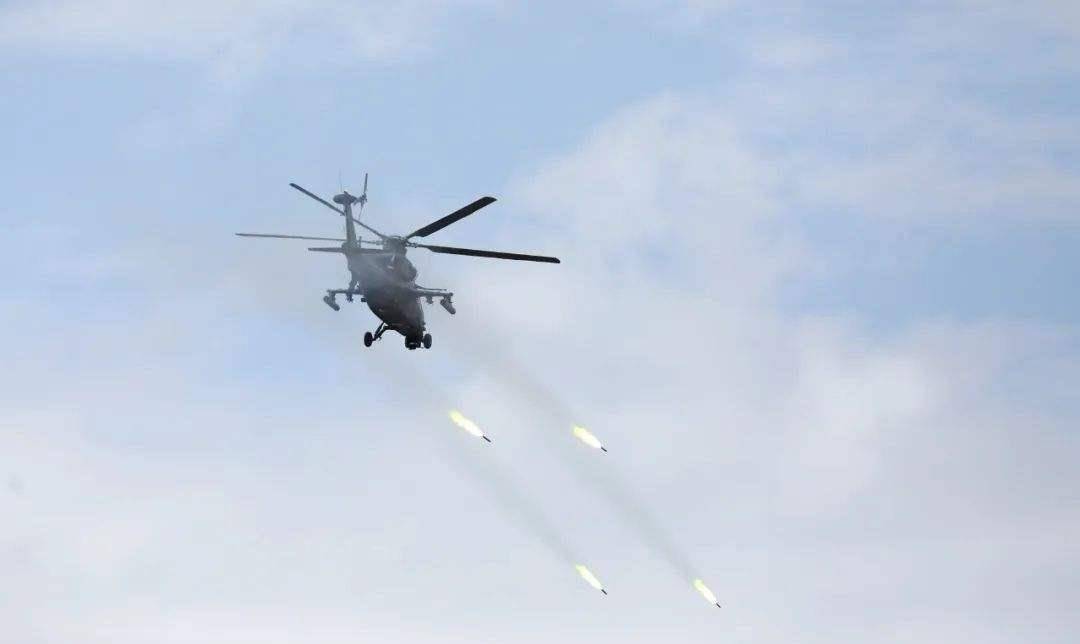 后来又恢复了,我军很多将军都出身于它_司号员_冲锋号_我国