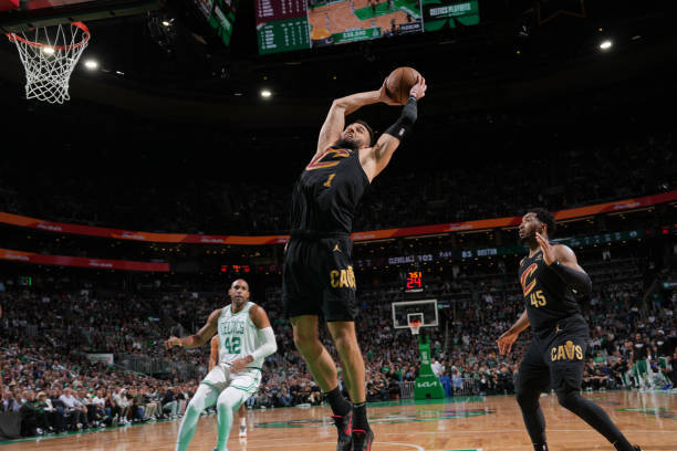 前热火球员真是不太好用!骑士侧翼大将在季后赛中表现