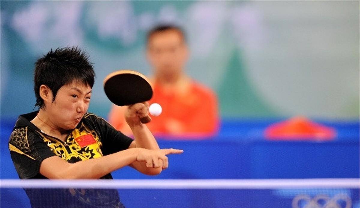 巅峰时期遭教练弃用,如今34岁逆袭成女神_郭跃_乒乓球_训练