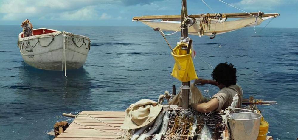 因是中国人而拒绝救援,水手漂流1200公里,133天后才获救上岸