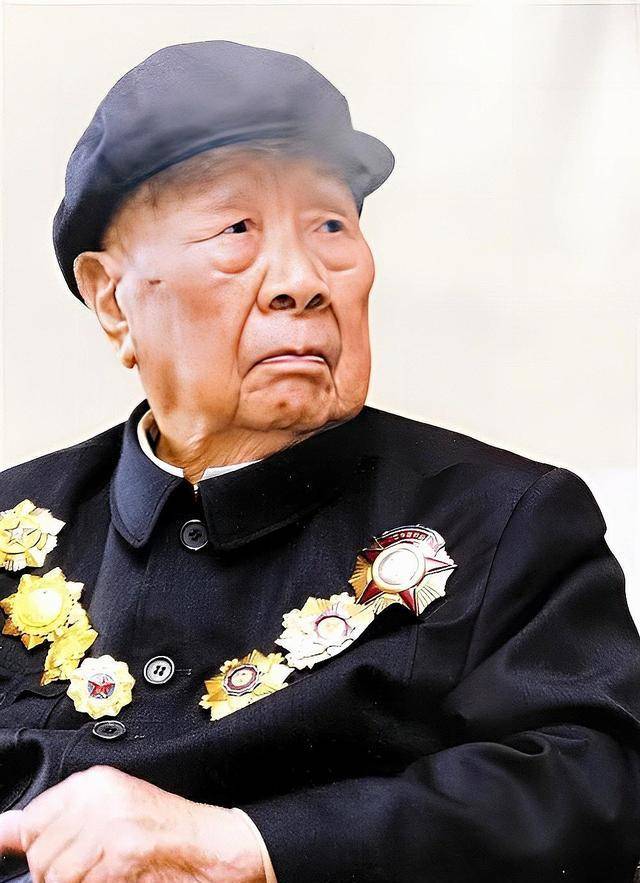 60岁任湖北省委书记,62岁任济南军区司令,曾思玉的一生成就不凡