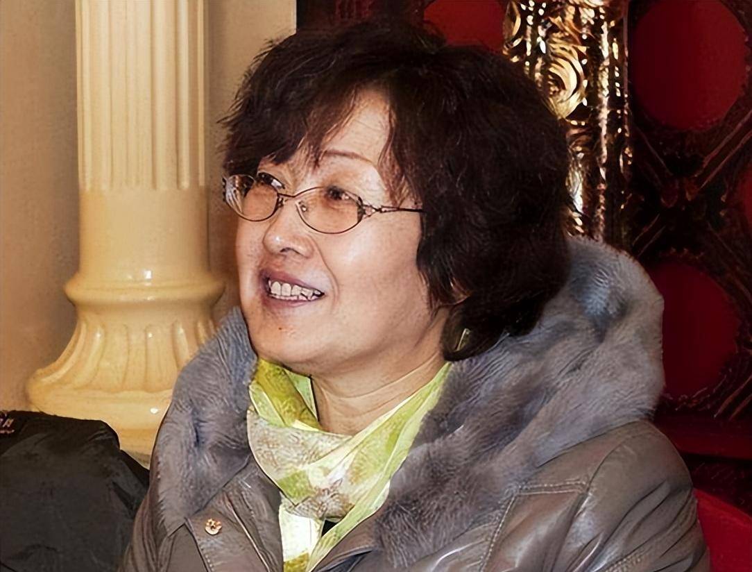 2014年50岁女富商发现银行漏洞,盗取银行5亿资金,最终结果如何