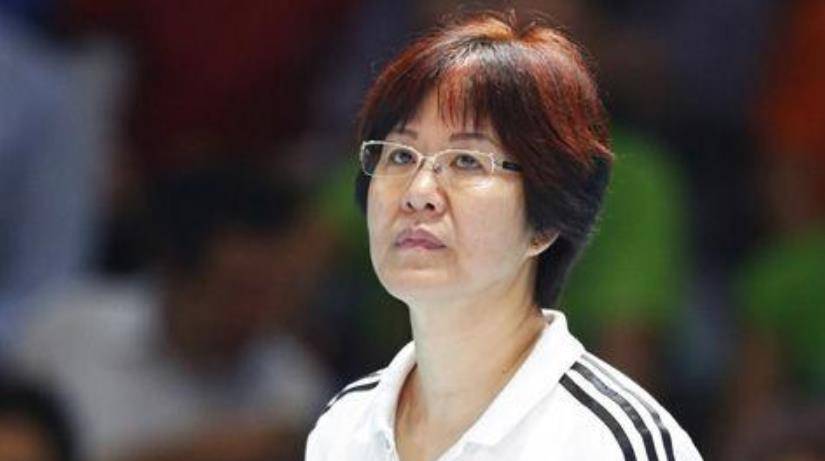 锦文实力丝毫不逊色于朱婷,为何郎平直言:有我在,永远不用她_中国女排