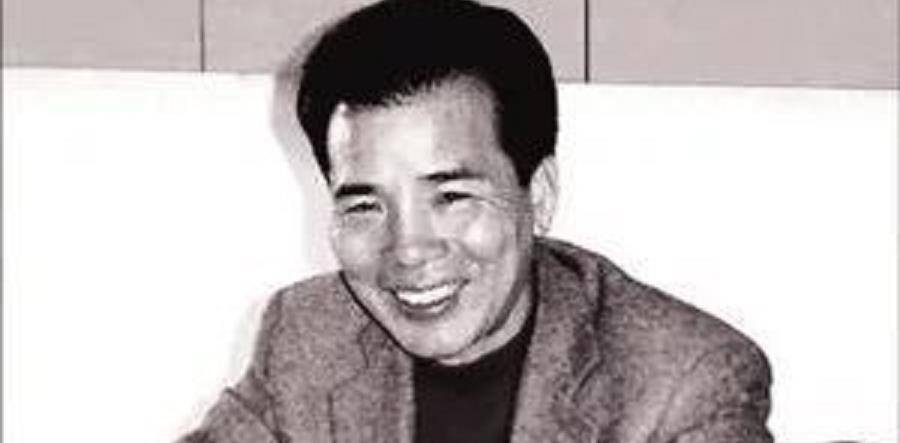 林国钦比许建强大12岁,也是阳江本地人,最初是子承父业在菜市场卖卤肉