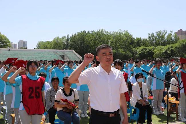 山东省济北中学举行第十一届学生成人礼活动