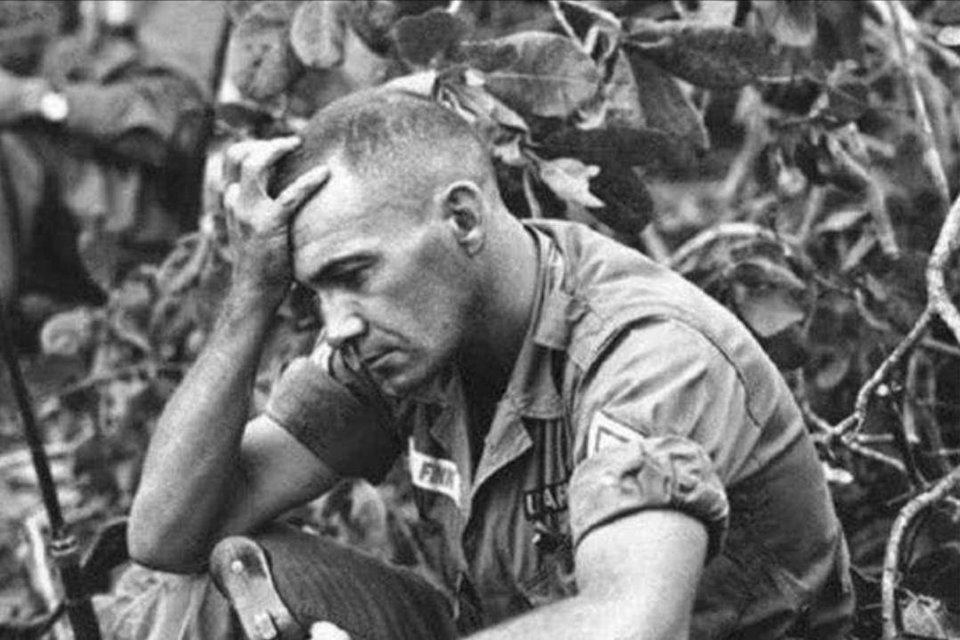 越战期间,曾有野人到美军食堂偷盗食物_温克勒·西蒙_阿登·赫塞_怪物