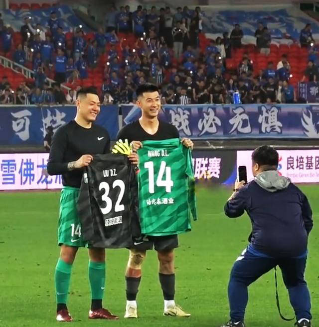 刘洋需警惕个人失误,颜骏凌持续稳健_比赛_泰山队_谢文