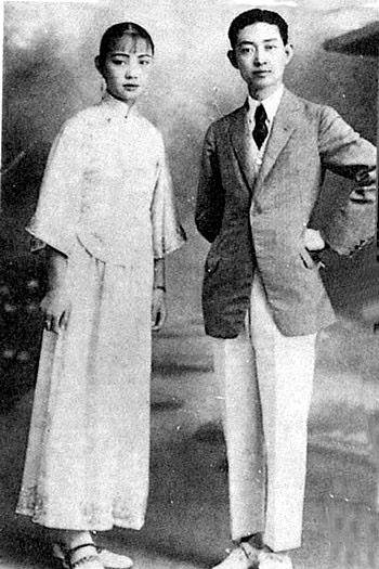 杜月笙痴爱30年,62岁与她结婚,临终前一句话令她泪崩