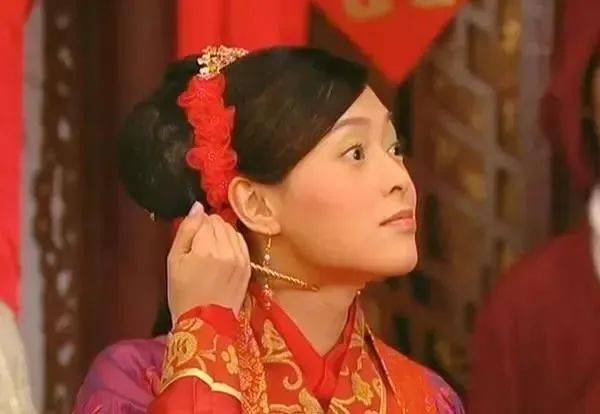 网友炸了,这个瓜也太大了_苏敏_杜诚_欧倩怡