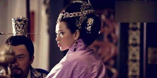 而传言息夫人成为楚王夫人之后三年内没有开口说话,是因其觉得自己