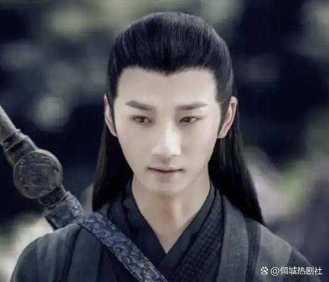 重温《陈情令》,发现四大剧情漏洞,江澄刺空的一剑到底为什么?