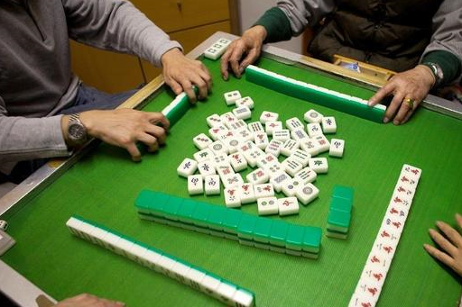 春节这4大生肖,打麻将想要成为常胜将军是有方法的!