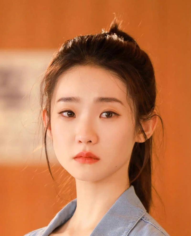 虽然作为新演员,张艺凡在这个领域中还相对较新