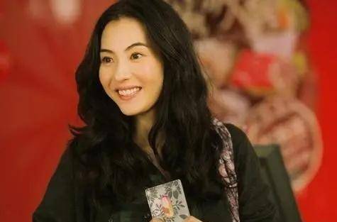 5000张艳照曝光,张柏芝从港片之星跌落烂片女王,星途黯淡引唏嘘