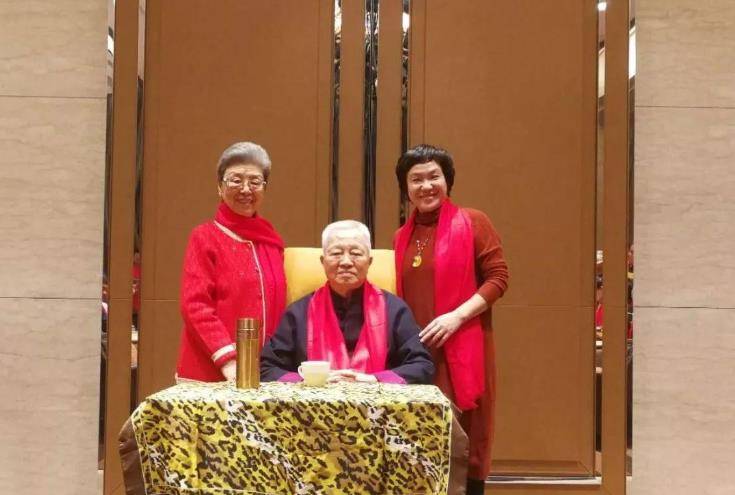 世间真有鬼吗?曾仕强:我14岁那年亲身经历,看到鬼不要跑