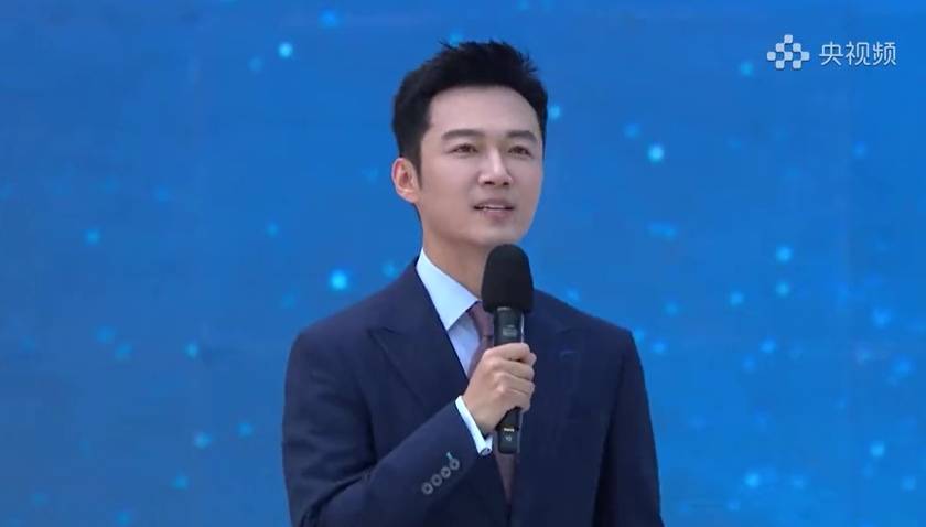 张韬：和严於信同台主持，系央视当下2位“最帅男主播”首次同框-张严德最新消息