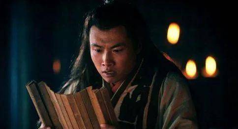 208年13岁的曹冲病逝,不料曹操立刻下令杀了17岁的周不疑,为何