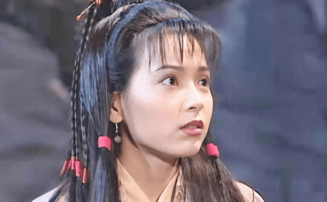 难怪金庸对郭芙只字未提,你看襄阳城破后,郭芙沦为何人的玩物?