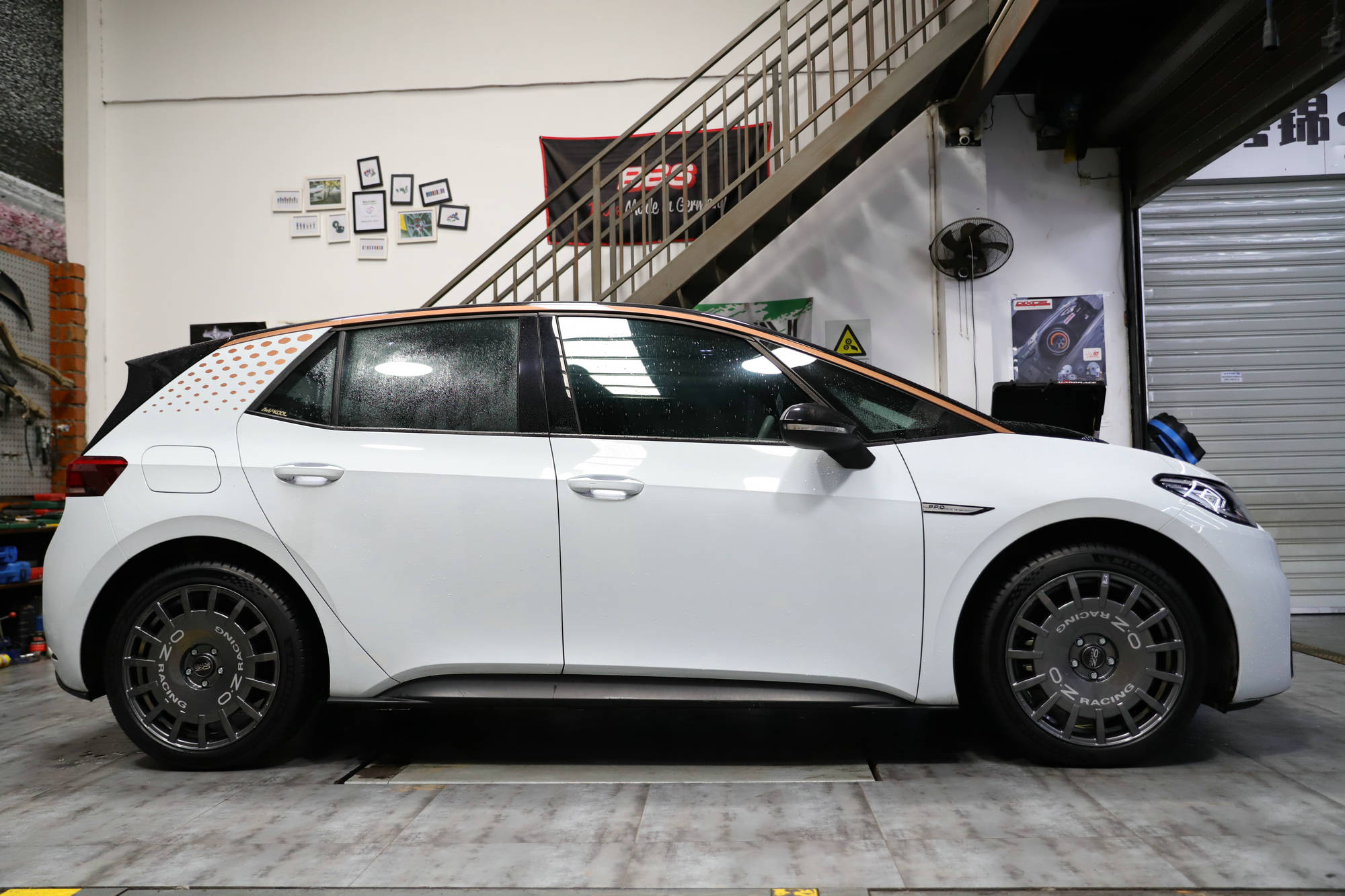 追寻复古风味的大众id3:意大利oz轮毂改装之旅