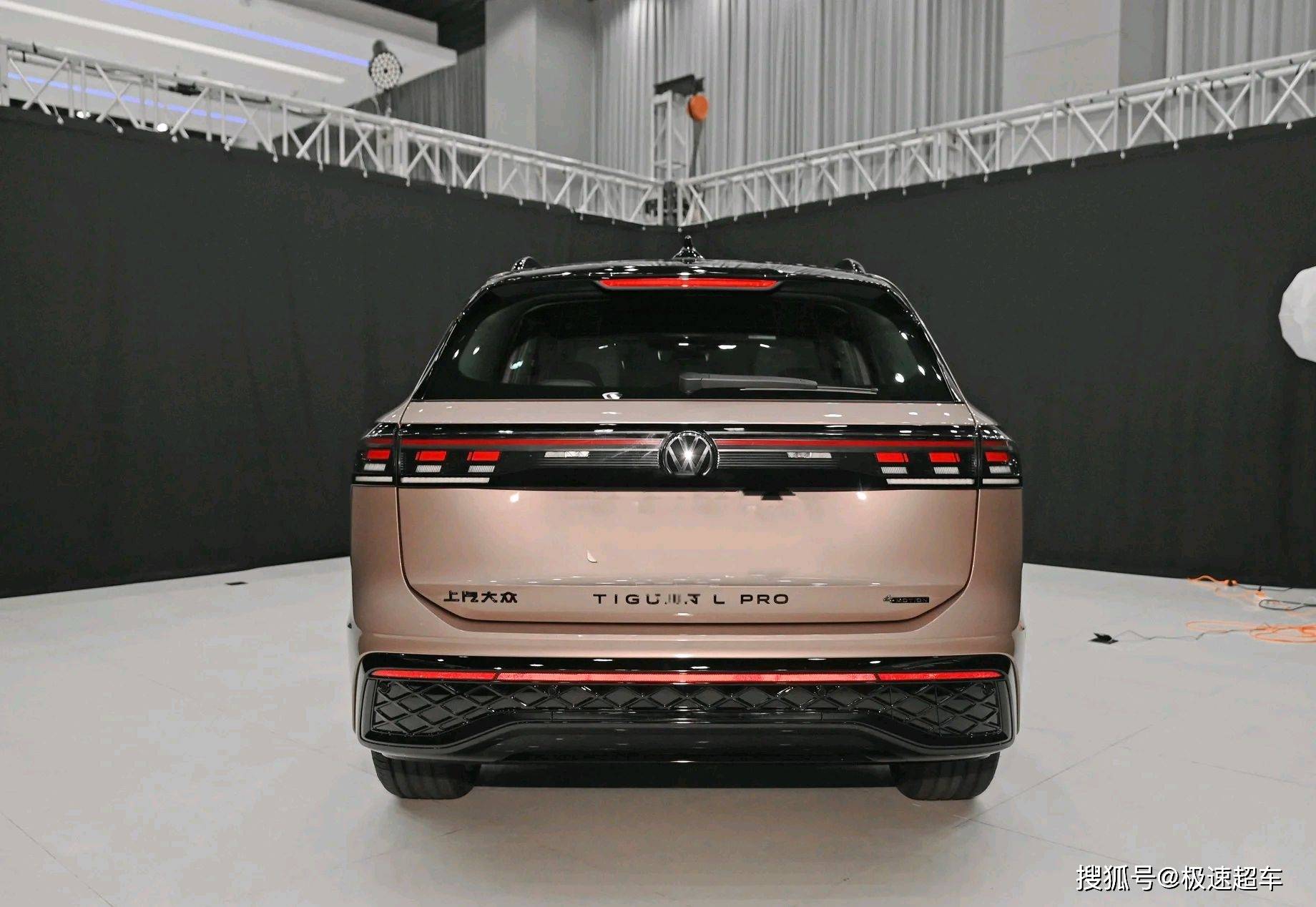 全面导入"智驾系统",大众途观l pro能否"逆势飞扬"