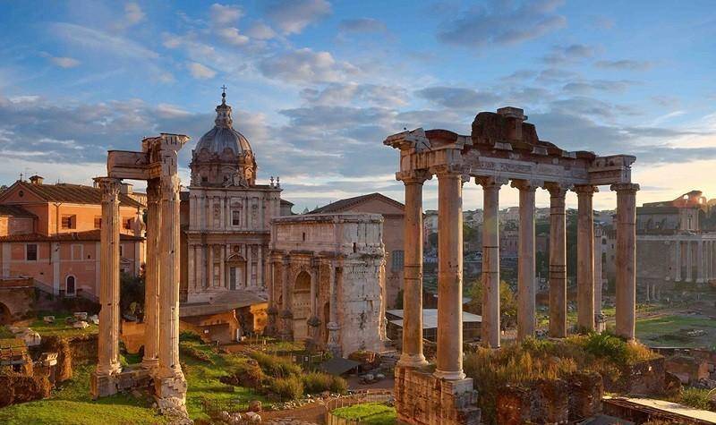 浅谈古罗马发展过程中衍生出来的特别之处