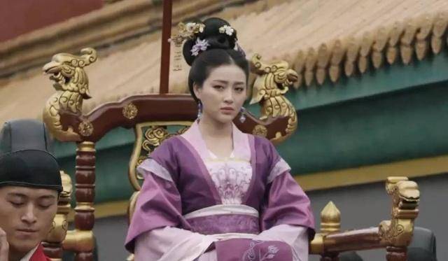 这张耆是皇后并不是一般人,他是赵恒的属官指挥使.