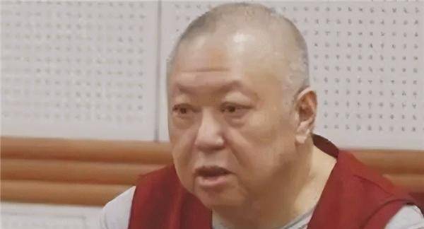 "两面人"李亨利:吃中国饭,砸中国锅,潜伏伪装30多年