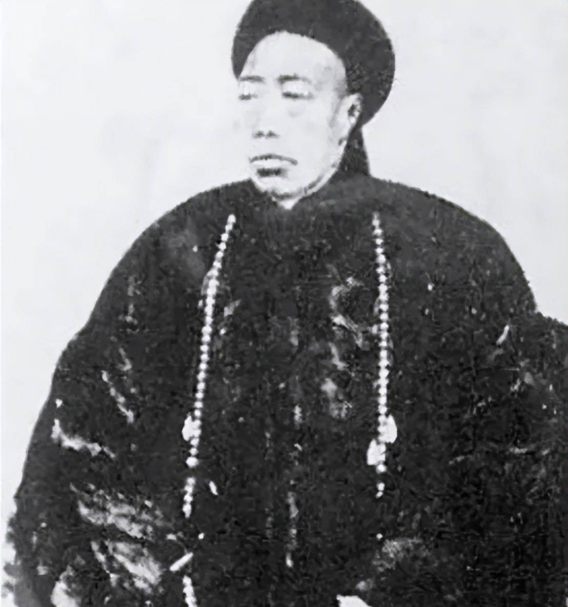 李莲英-慈禧最宠爱的太监,在她去世后晚年结局如何?_宦官_安德海_历史