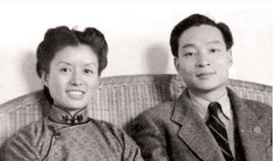 冯亦代:80岁时热恋黄宗英, 婚后情深似海, 临终前却要求和原配合葬