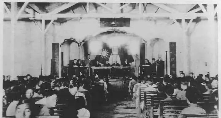 民国时期的法庭有人认为黄慧如是一个大胆追求爱情,打破门第观念,有