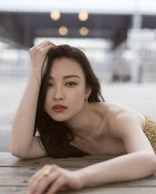 倪妮:魅力女神的光芒与影响