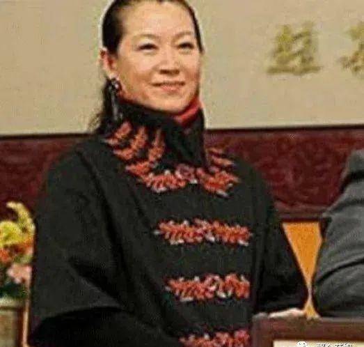 默默沉受,30年后的葛淑珍,让人高攀不起_名气_小品_生活