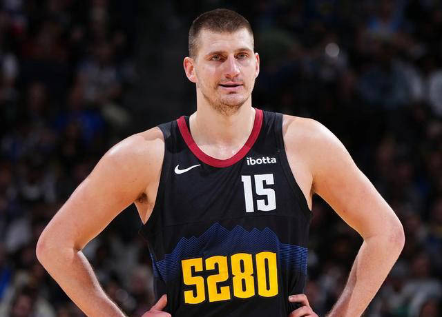 约基奇狂砍19 8,布劳恩绝杀华子,掘金险胜森林狼g5