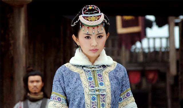 一,穆桂英北宋年间,辽国萧太后掌权,将辽国治理的井井有条.