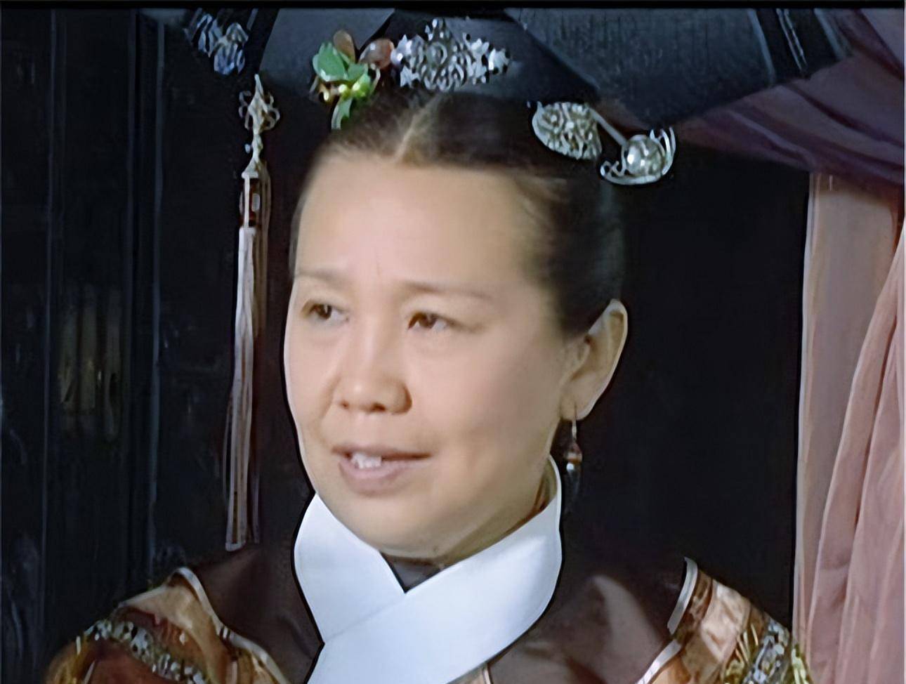 甄嬛传番外篇:难怪太后先后两次让甄嬛抄写佛经,原来是做贼心虚