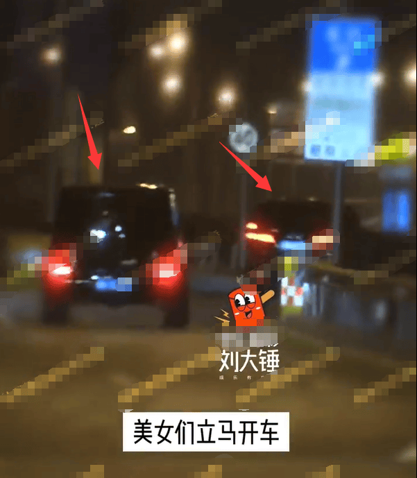 曝冯绍峰私生活混乱,带俩美女回家过夜,网友:玩真大_赵丽颖_朋友_儿子