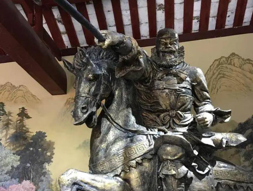 四川挖出张飞墓,其中的遗物揭开了他真实的一面:书画双绝的儒将