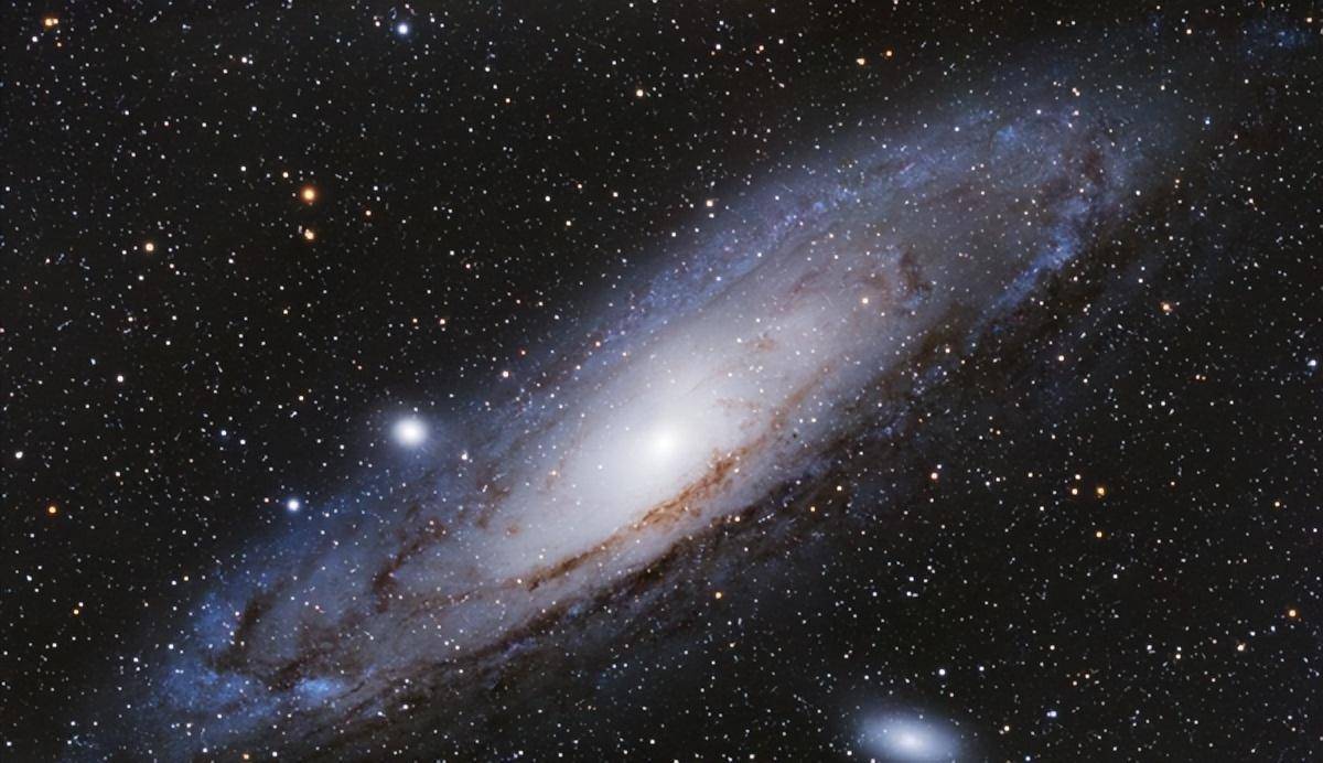 银河系的邻居,本星系群内的霸主,仙女座星系有什么特殊?