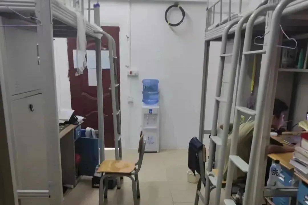广东高职高考专科4人间宿舍大盘点!选错后悔三年!