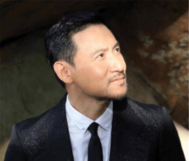 "肥姐"沈殿霞:张学友认她做干妈,过红磡海底隧道免费的第二人