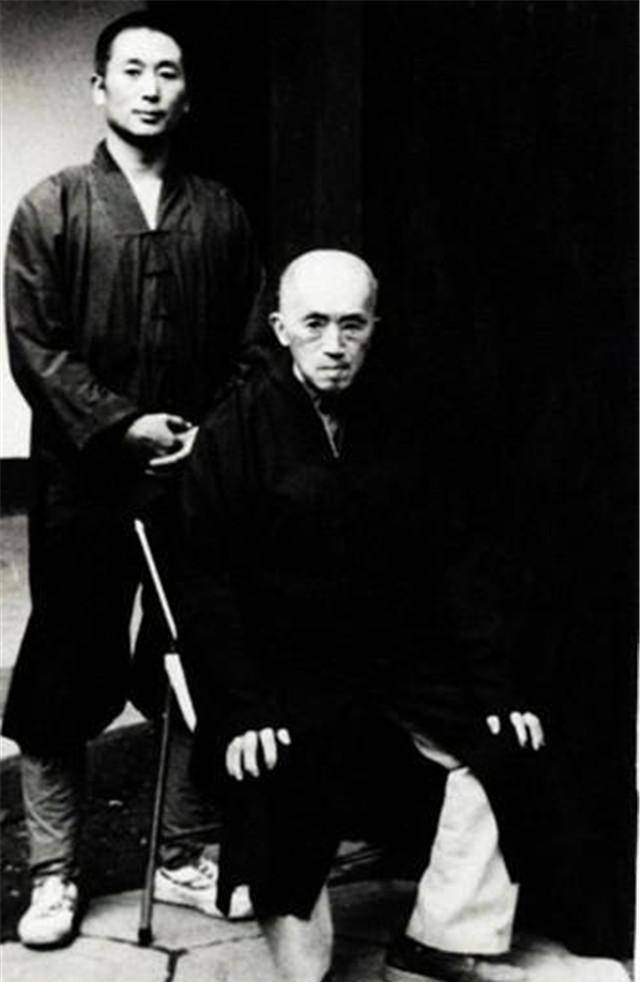 只是,虽然被少林寺拒之门外,然而海灯法师却早已立下了皈依我佛的誓愿