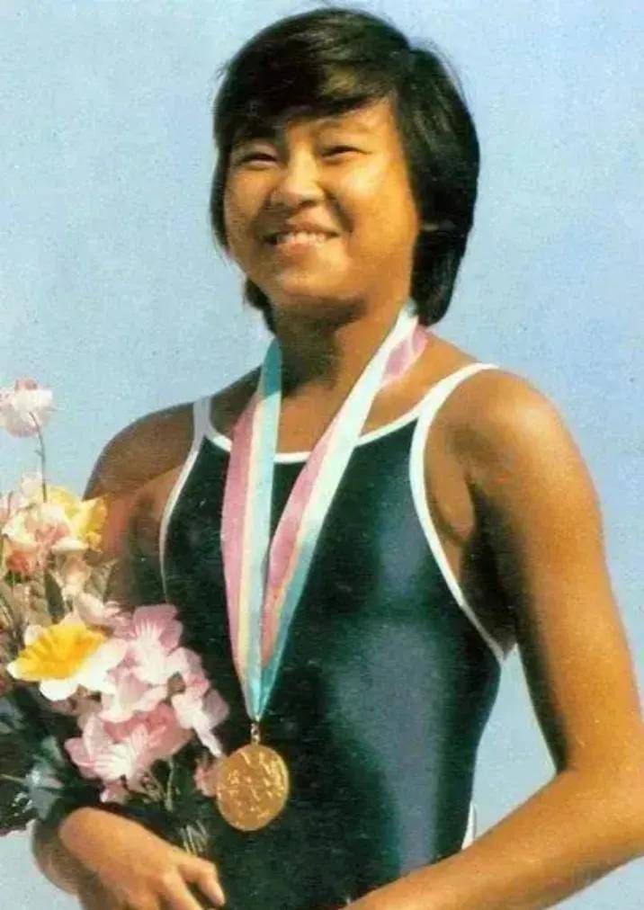 跳水女冠军名单图片