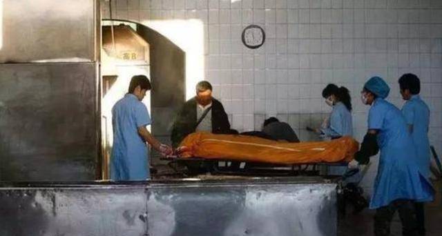 大众最普遍接受的一个埋葬方式,如名所示,它就是将人的尸骨埋在土里