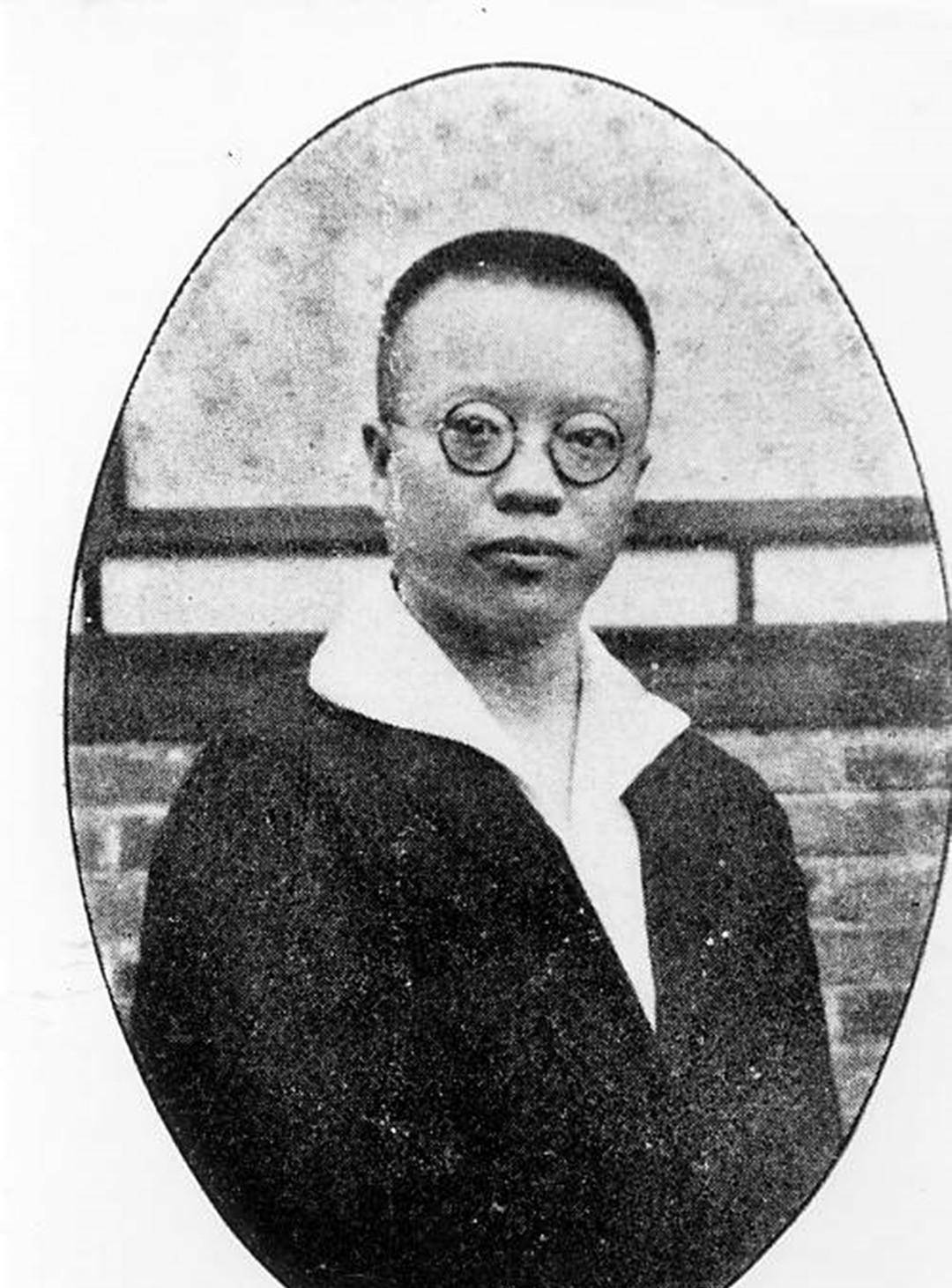 儿子被人起绰号,父亲直接将其名改为绰号,结果几十年后名震天下