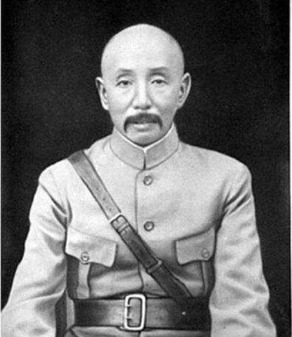 张作霖一副官被称"剑仙",剑术有多厉害?3米内杜月笙不敢拔枪