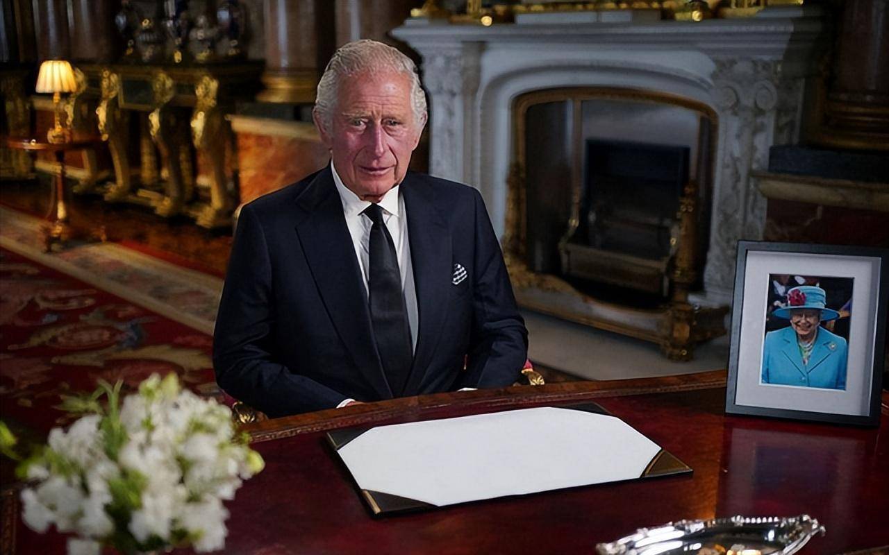 英国王室富得流油!280亿美元被威廉独占,哈里王子却一无所获