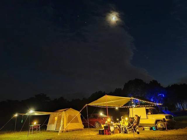 复刻经典,创新拉伸设计,傲雷 兰灯·夕影伸缩版点亮你的户外时光