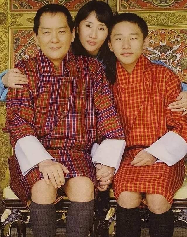 3子女同时与王后家族联姻,大太后迁怒索南_多杰·旺姆_公主_女儿