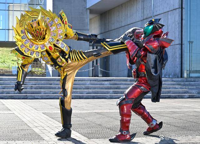 官方推出金色假面骑士主题周边 全都是能力逆天的大佬